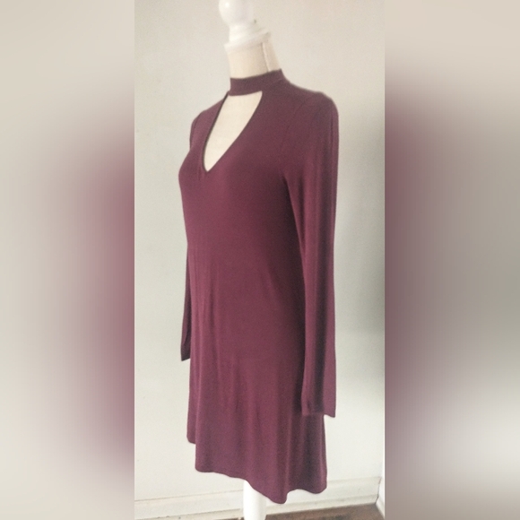 Express - Choker Style Deep Plunge V Neck Dress - Burgundy Wine - S - Picture 2 of 5